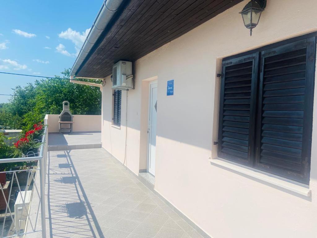 Apartman Nina بوسيدارجي المظهر الخارجي الصورة